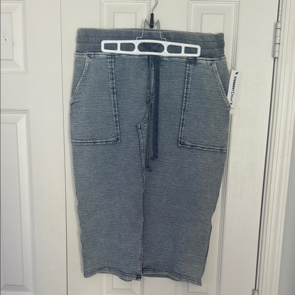Gray Denim Midi Skirt with Pockets - Picture 1 of 4